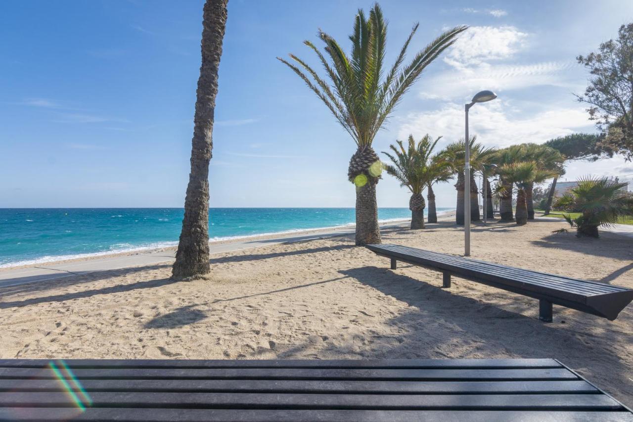 Homeholidaysrentals Margot - Costa Barcelona Pineda de Mar Exteriör bild