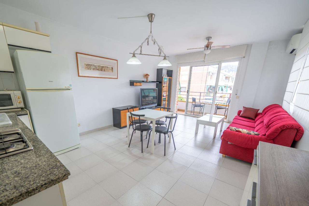 Homeholidaysrentals Margot - Costa Barcelona Pineda de Mar Exteriör bild