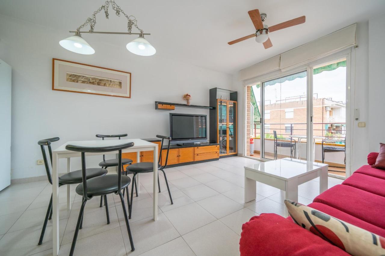 Homeholidaysrentals Margot - Costa Barcelona Pineda de Mar Exteriör bild