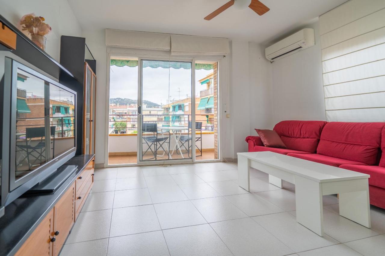 Homeholidaysrentals Margot - Costa Barcelona Pineda de Mar Exteriör bild